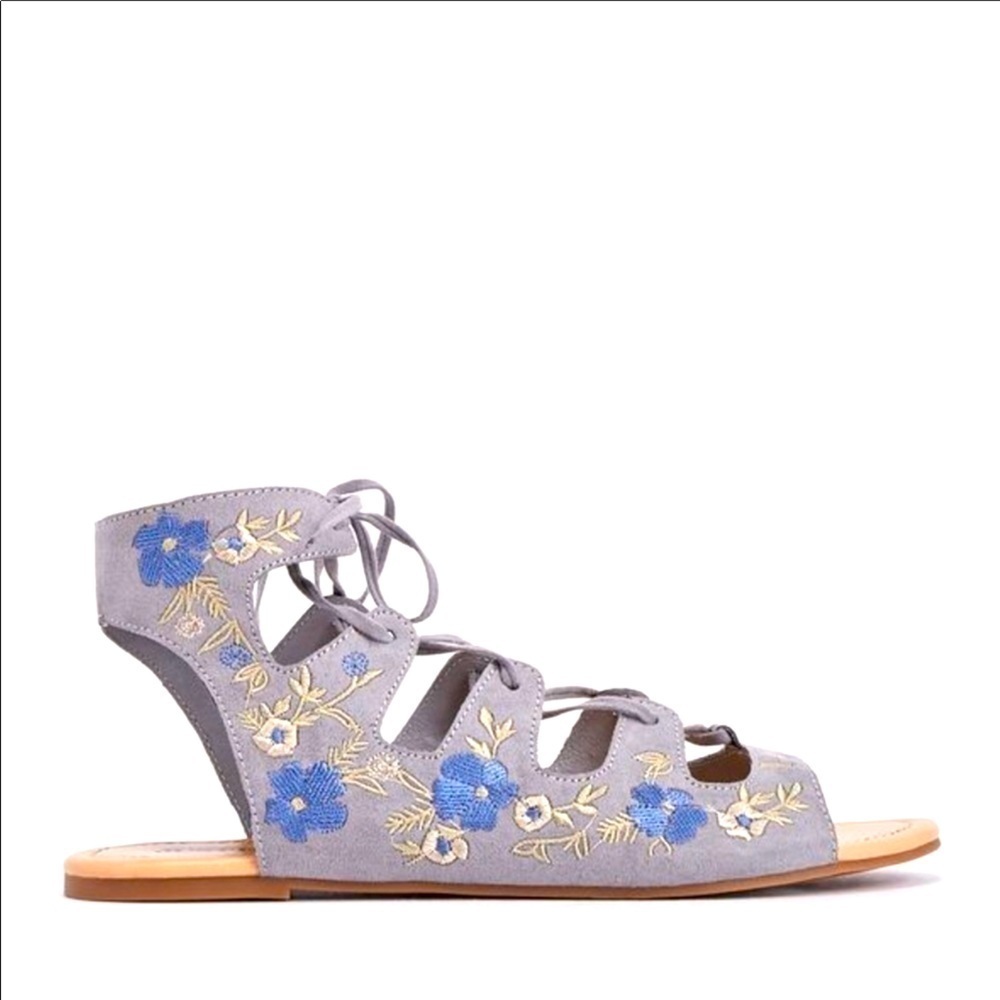 JUSTFAB Gray & Blue Floral Open Toe Lace Up Sandals Size 10 Fits Size 9